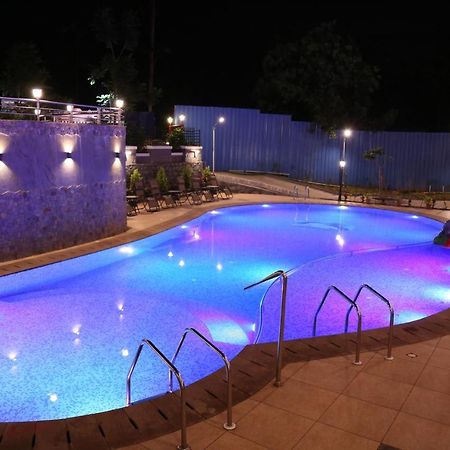 Hotel Vits Lonavala Exteriér fotografie